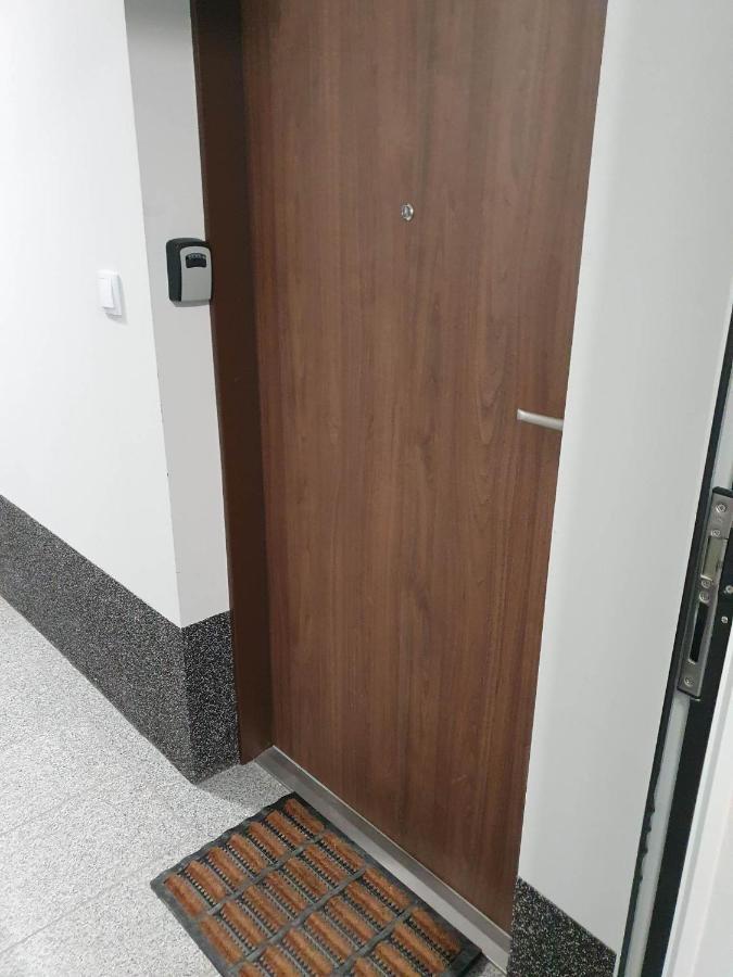 Apartament 3 Pokojowy Lub Pokoj W Mieszkaniu W Nowym Bloku Varsovie Extérieur photo