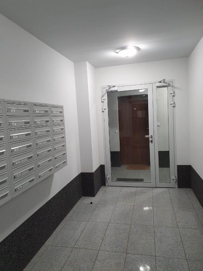 Apartament 3 Pokojowy Lub Pokoj W Mieszkaniu W Nowym Bloku Varsovie Extérieur photo